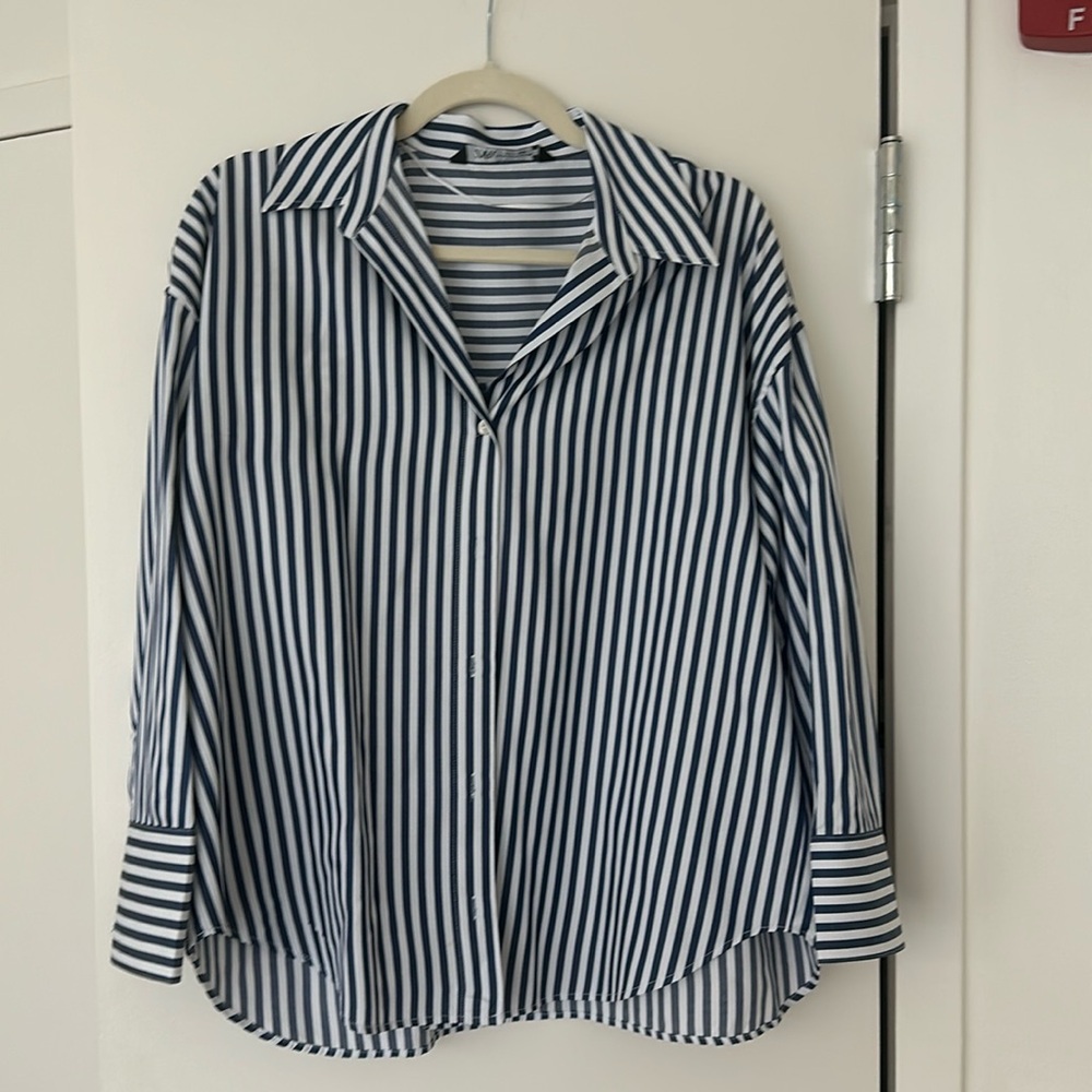 Zara women's button up striped size medium excellent condition